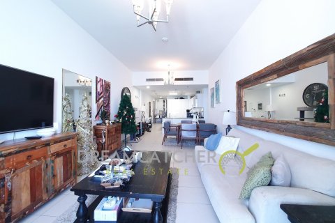 Apartamento en alquiler en Palm Jumeirah, Dubai, EAU 2 dormitorios, 137.03 m2 № 81104 - foto 17
