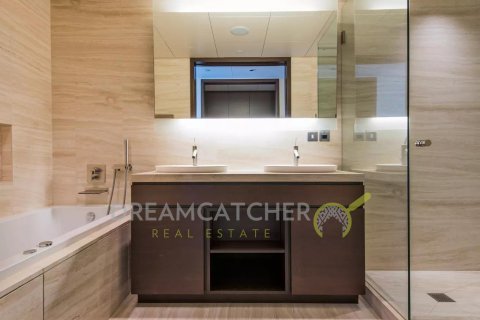 Apartamento en venta en Dubai, EAU 3 dormitorios, 215.81 m2 № 75835 - foto 6