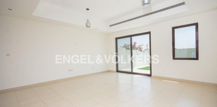 Villa asukohaga Reem, Dubai, AÜE: 3 magamistoaga, 202.53 m² Nr 17845