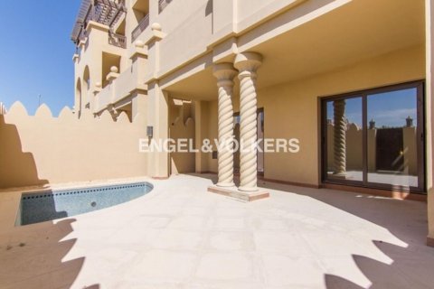 Müüa ridamaja asukohaga Palm Jumeirah, Dubai, AÜE: 3 magamistoaga, 464.42 m² Nr 20953 - pilt 1