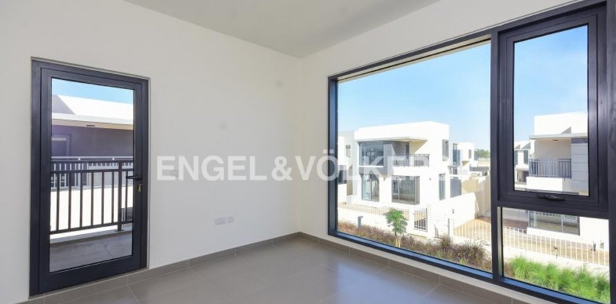 Villa asukohaga Dubai Hills Estate, AÜE: 3 magamistoaga, 202.53 m² Nr 21726