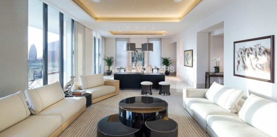 Katusekorter asukohaga Dubai, AÜE: 4 magamistoaga, 617.8 m² Nr 27811