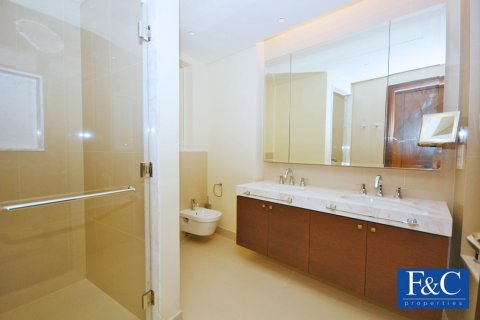 Müüa korter asukohaga Downtown Dubai (Downtown Burj Dubai), AÜE: 3 magamistoaga, 205.9 m² Nr 44627 - pilt 16