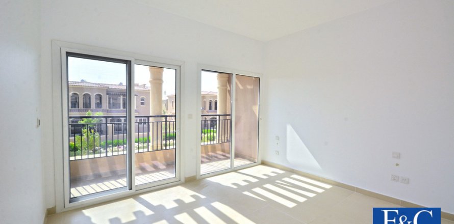 Villa asukohaga Serena, Dubai, AÜE: 3 magamistoaga, 238.9 m² Nr 44566