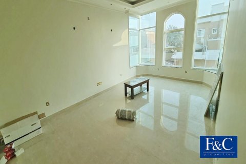Üürile anda villa asukohaga Al Quoz, Dubai, AÜE: 5 magamistoaga, 929 m² Nr 44979 - pilt 3