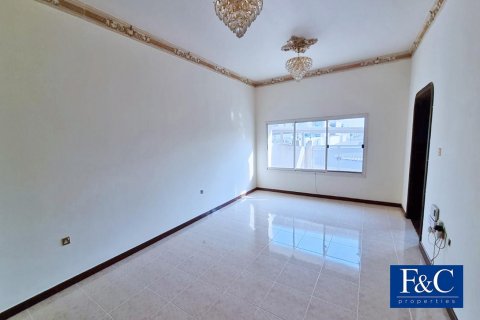 Üürile anda villa asukohaga Al Quoz, Dubai, AÜE: 5 magamistoaga, 929 m² Nr 44979 - pilt 2