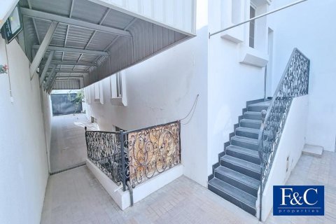 Üürile anda villa asukohaga Jumeirah, Dubai, AÜE: 5 magamistoaga, 648 m² Nr 44982 - pilt 13