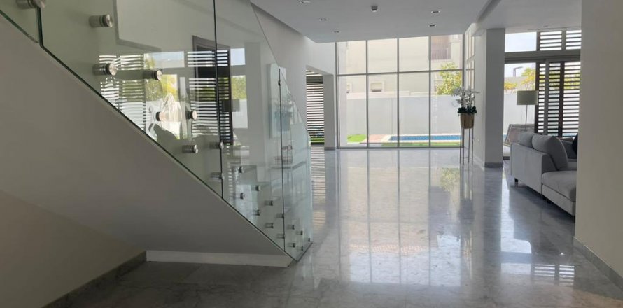 Villa asukohaga Mohammed Bin Rashid City, Dubai, AÜE: 5 magamistoaga, 720 m² Nr 46485