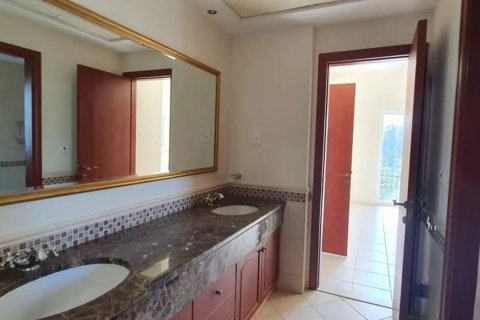 Müüa villa asukohaga Arabian Ranches, Dubai, AÜE: 6 magamistoaga, 755 m² Nr 50174 - pilt 3