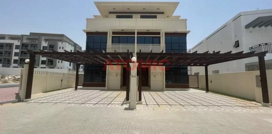 Ridamaja asukohaga Jumeirah Village Circle, Dubai, AÜE: 4 magamistoaga, 532 m² Nr 54916