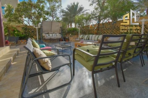 Müüa villa asukohaga Mudon, Dubai, AÜE: 5 magamistoaga, 617.99 m² Nr 63247 - pilt 10