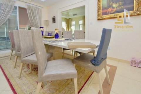 Müüa villa asukohaga Mudon, Dubai, AÜE: 5 magamistoaga, 617.99 m² Nr 63247 - pilt 11