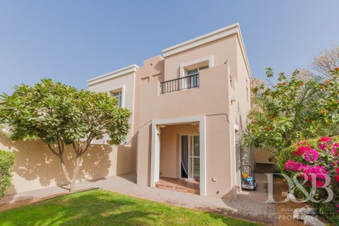 Müüa villa asukohaga Arabian Ranches, Dubai, AÜE: 2 magamistoaga, 242.6 m² Nr 79388 - pilt 1