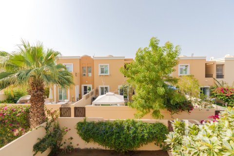 Müüa villa asukohaga Arabian Ranches, Dubai, AÜE: 2 magamistoaga, 242.6 m² Nr 79388 - pilt 15