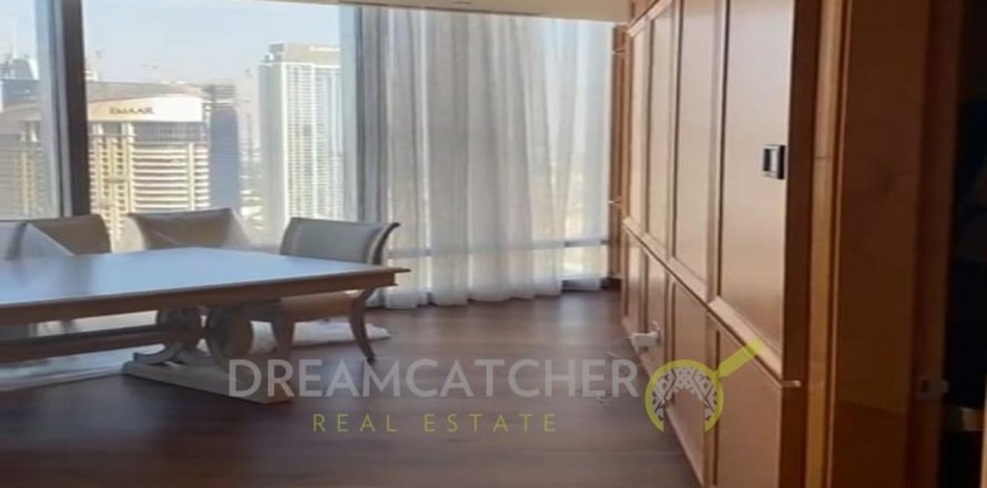 Korter asukohaga Dubai, AÜE: 3 magamistoaga, 215.81 m² Nr 75835