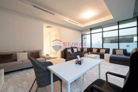 Müüa ridamaja asukohaga DAMAC Hills (Akoya by DAMAC), Dubai, AÜE: 3 magamistoaga, 253 m² Nr 78484 - pilt 4