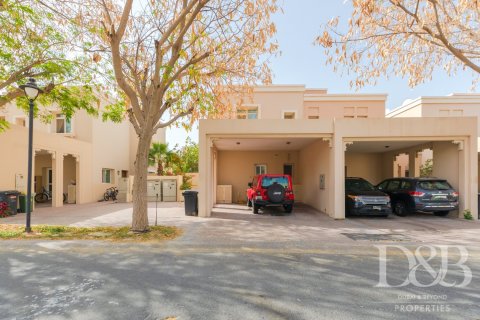 Müüa villa asukohaga Arabian Ranches, Dubai, AÜE: 2 magamistoaga, 242.6 m² Nr 79388 - pilt 19