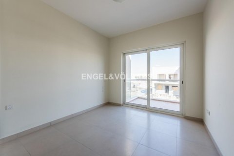 خانه شهری برای فروش در  International City، Dubai، امارات متحده عربی  3 خوابه ، 191.01 متر مربع ، شماره 18400 - تصویر 3