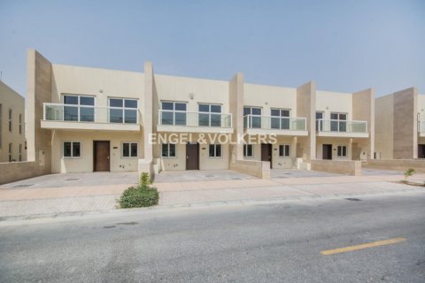خانه شهری برای فروش در  International City، Dubai، امارات متحده عربی  3 خوابه ، 191.01 متر مربع ، شماره 18400 - تصویر 11