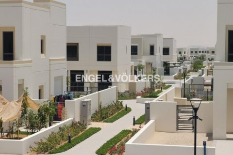 خانه شهری برای فروش در  Town Square، Dubai، امارات متحده عربی  4 خوابه ، 253.90 متر مربع ، شماره 20174 - تصویر 2