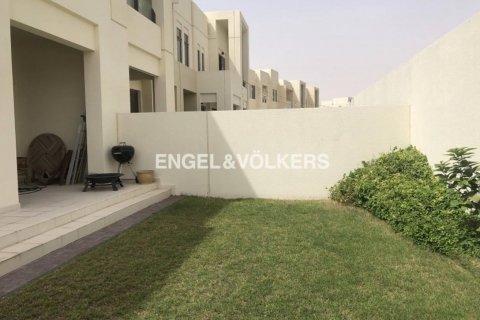 خانه شهری برای فروش در  Reem، Dubai، امارات متحده عربی  4 خوابه ، 234.02 متر مربع ، شماره 20967 - تصویر 1