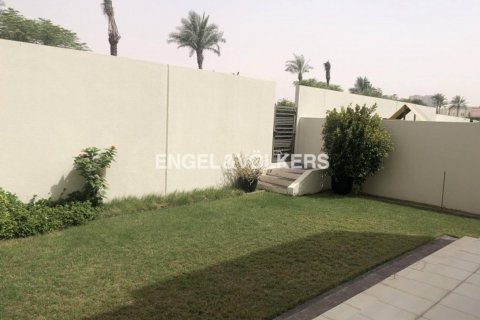 خانه شهری برای فروش در  Reem، Dubai، امارات متحده عربی  4 خوابه ، 234.02 متر مربع ، شماره 20967 - تصویر 2