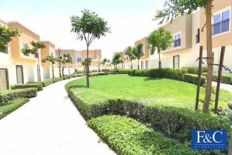 خانه شهری برای فروش در  Dubai Land، Dubai، امارات متحده عربی  3 خوابه ، 207.2 متر مربع ، شماره 44626 - تصویر 13