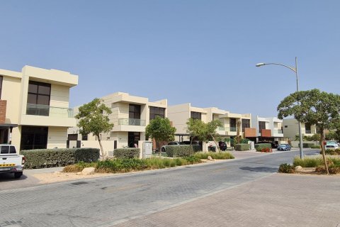 Flora - تصویر 6