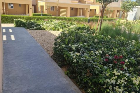 خانه شهری برای فروش در  Dubai Land، Dubai، امارات متحده عربی  4 خوابه ، 2476 متر مربع ، شماره 79849 - تصویر 17