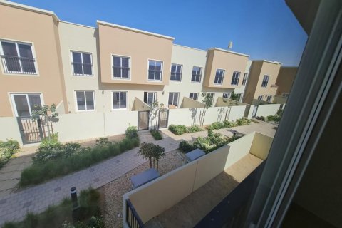 خانه شهری برای فروش در  Dubai Land، Dubai، امارات متحده عربی  4 خوابه ، 2476 متر مربع ، شماره 79849 - تصویر 10