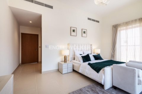 Huvila Nadd Al Sheba, Dubai, Arabiemiraatit 4 makuuhuonetta, 354.33 m2 № 18292 - kuva 18