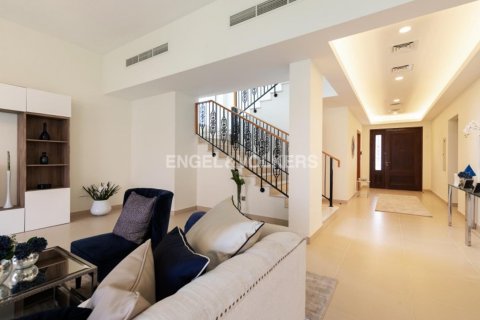 Huvila Nadd Al Sheba, Dubai, Arabiemiraatit 4 makuuhuonetta, 354.33 m2 № 18292 - kuva 3