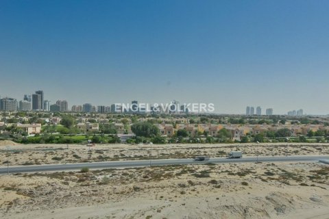 Huoneisto Jumeirah Golf Estates, Dubai, Arabiemiraatit 1 makuuhuone, 72.65 m2 № 18170 - kuva 18