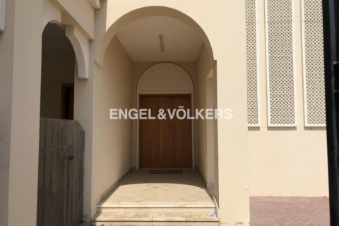 Huvila Jumeirah Village Circle, Dubai, Arabiemiraatit 2 makuuhuonetta, 250.00 m2 № 18323 - kuva 3