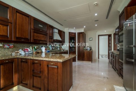 Huoneisto Dubai Marina, Arabiemiraatit 585.28 m2 № 18376 - kuva 11