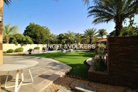 Huvila Arabian Ranches, Dubai, Arabiemiraatit 4 makuuhuonetta, 322.00 m2 № 28319 - kuva 3