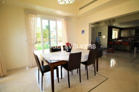 Huvila Arabian Ranches, Dubai, Arabiemiraatit 4 makuuhuonetta, 322.00 m2 № 28319 - kuva 9