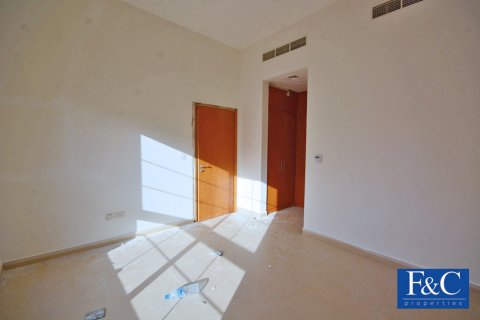 Huvila Nadd Al Sheba, Dubai, Arabiemiraatit 4 makuuhuonetta, 468.5 m2 № 44963 - kuva 6