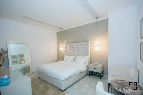 Huoneisto Downtown Dubai (Downtown Burj Dubai), Arabiemiraatit 3 makuuhuonetta, 241.6 m2 № 44682 - kuva 13