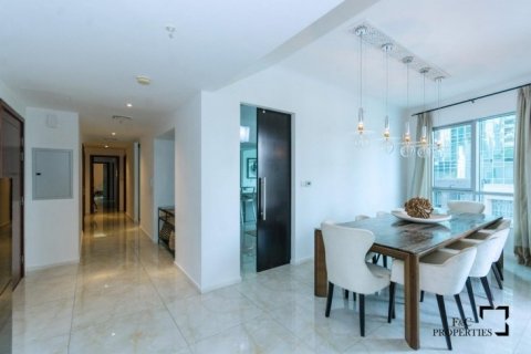 Huoneisto Downtown Dubai (Downtown Burj Dubai), Arabiemiraatit 3 makuuhuonetta, 241.6 m2 № 44682 - kuva 8