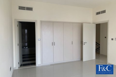 Kaupunkipientalo Akoya, Dubai, Arabiemiraatit 5 makuuhuonetta, 232.5 m2 № 45166 - kuva 8