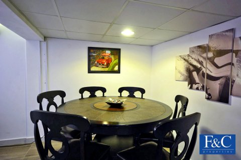 Huvila The Villa, Dubai, Arabiemiraatit 6 makuuhuonetta, 418.1 m2 № 44786 - kuva 24