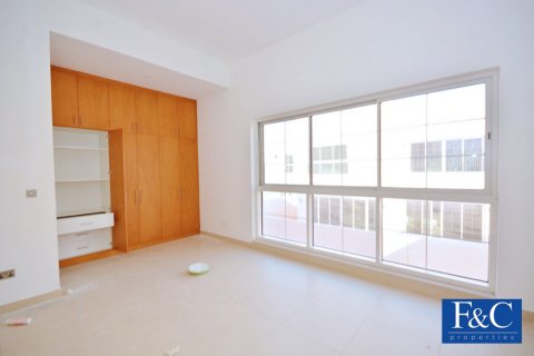 Huvila Nadd Al Sheba, Dubai, Arabiemiraatit 4 makuuhuonetta, 468.5 m2 № 44963 - kuva 5