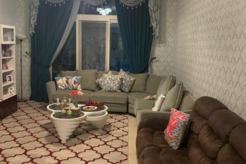 Huoneisto Al Furjan, Dubai, Arabiemiraatit 2 makuuhuonetta, 142.5 m2 № 44880 - kuva 11