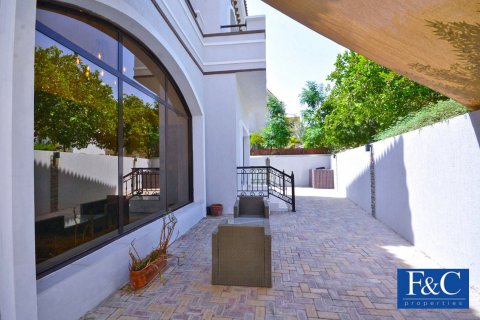 Huvila The Villa, Dubai, Arabiemiraatit 6 makuuhuonetta, 418.1 m2 № 44786 - kuva 26