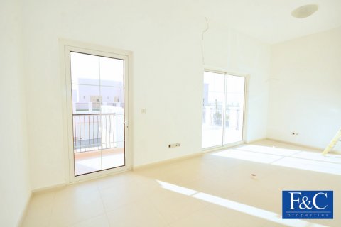 Huvila Nadd Al Sheba, Dubai, Arabiemiraatit 4 makuuhuonetta, 468.5 m2 № 44963 - kuva 2