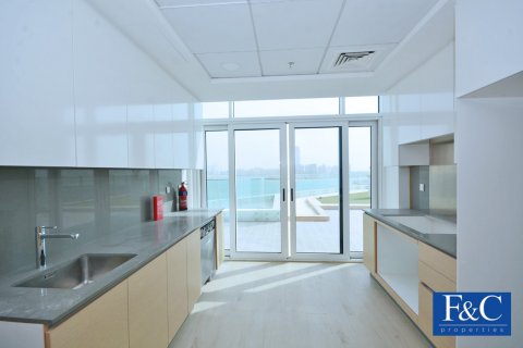 Kattohuoneisto Palm Jumeirah, Dubai, Arabiemiraatit 3 makuuhuonetta, 950.2 m2 № 44907 - kuva 17