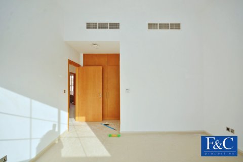 Huvila Nadd Al Sheba, Dubai, Arabiemiraatit 4 makuuhuonetta, 468.5 m2 № 44963 - kuva 9