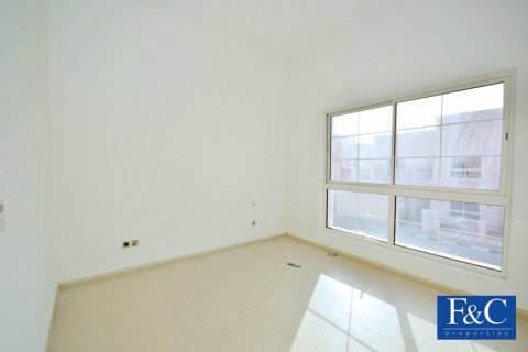 Huvila Nadd Al Sheba, Dubai, Arabiemiraatit 4 makuuhuonetta, 468.5 m2 № 44963 - kuva 8