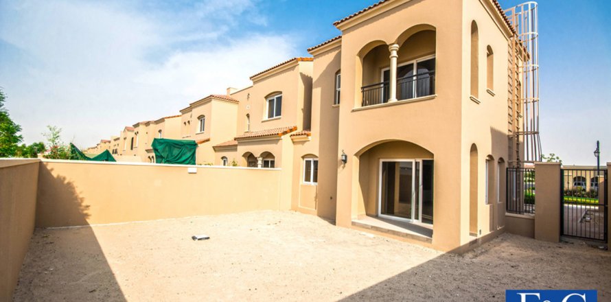 Kaupunkipientalo Serena, Dubai, Arabiemiraatit 3 makuuhuonetta, 200.2 m2 № 44837